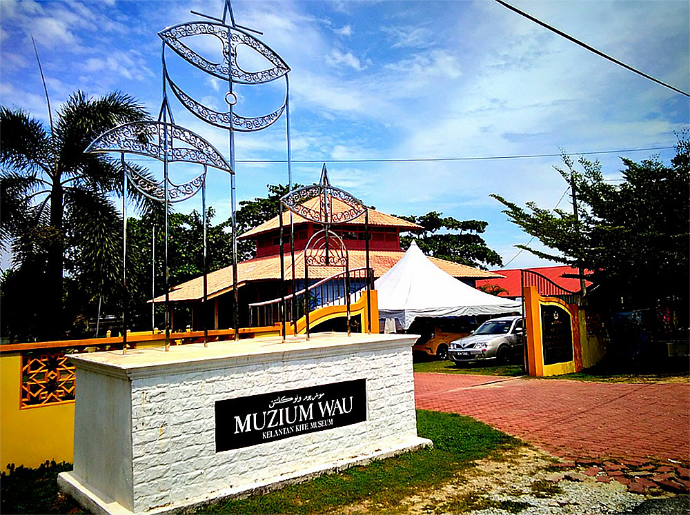 Come See Kites From Around the World at This Wau Museum