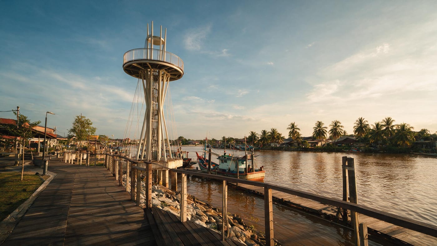 Visiting Menara Tinjau Tambatan Diraja in Kota Bharu