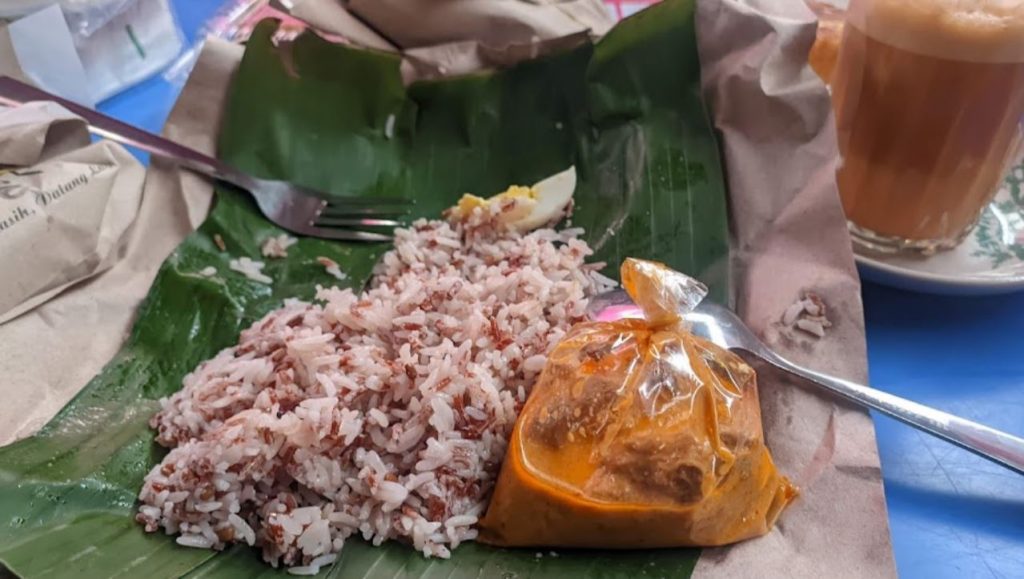 nasi berlauk