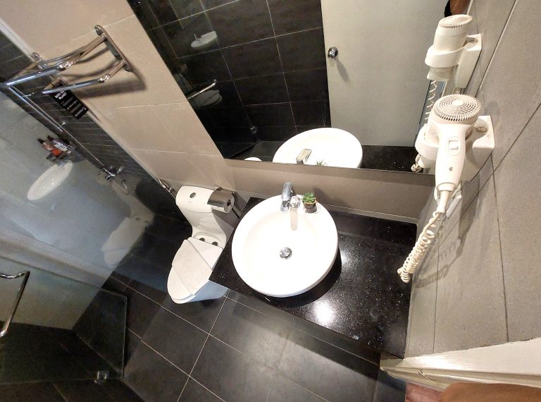 Townhouse 591 Salaam Suites