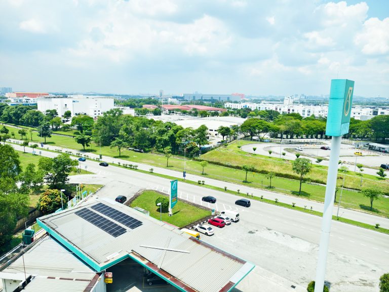 Townhouse 591 Salaam Suites